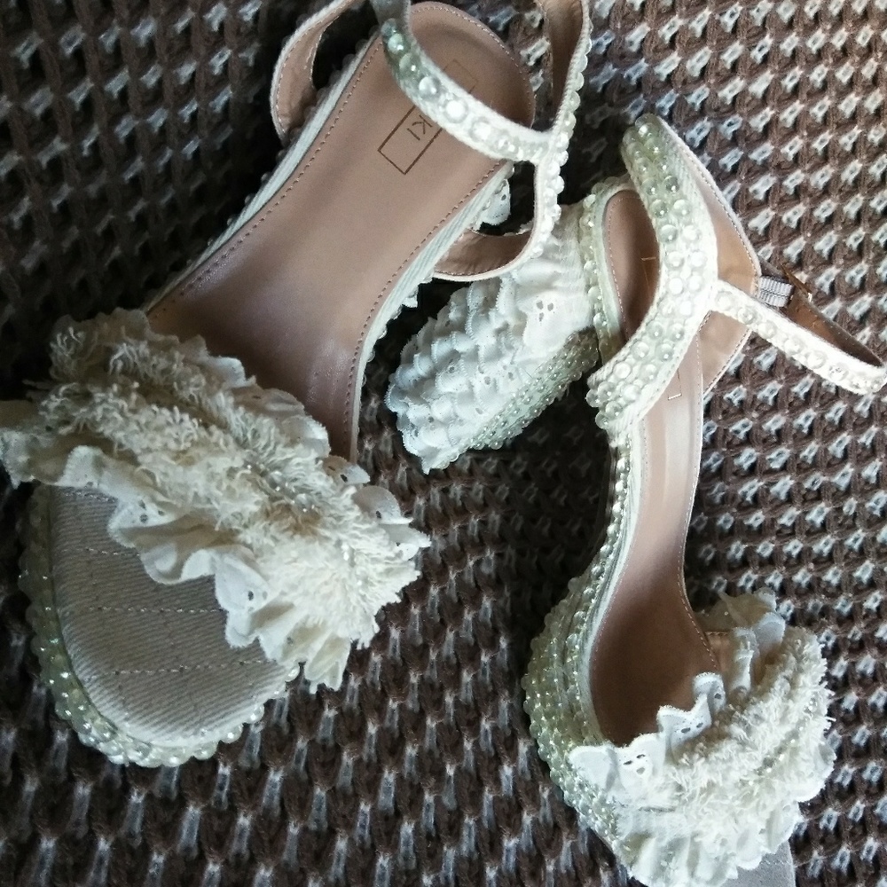 Ladies Shoes